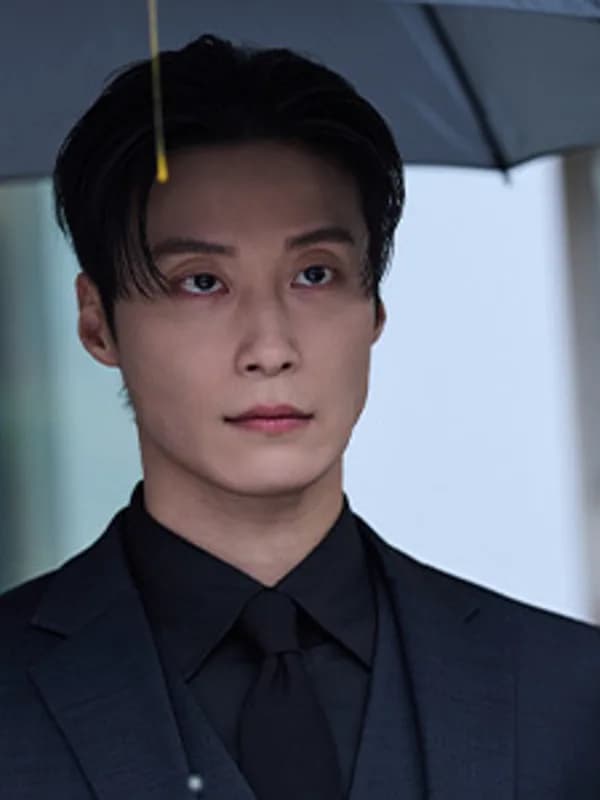 Portrait of Heo Nam-jun