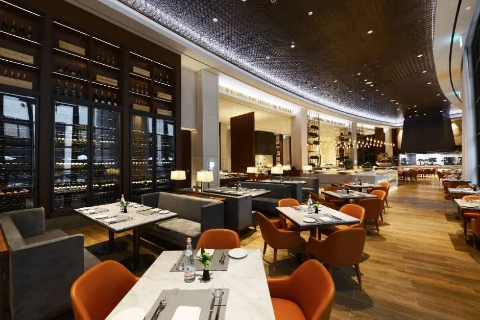 Fine-dining restaurant interior at Paradise City