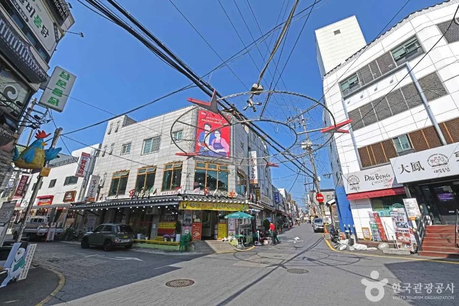 Traditional fried chicken shops on Suwon Chicken Street