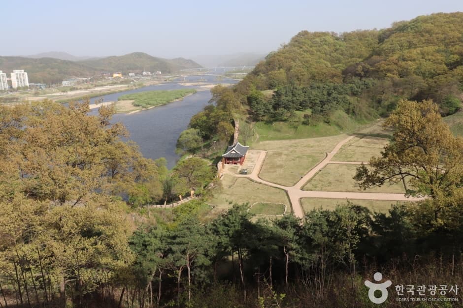 Aerial view of Gongsanseong Fortress on a bend of the Geumgang River