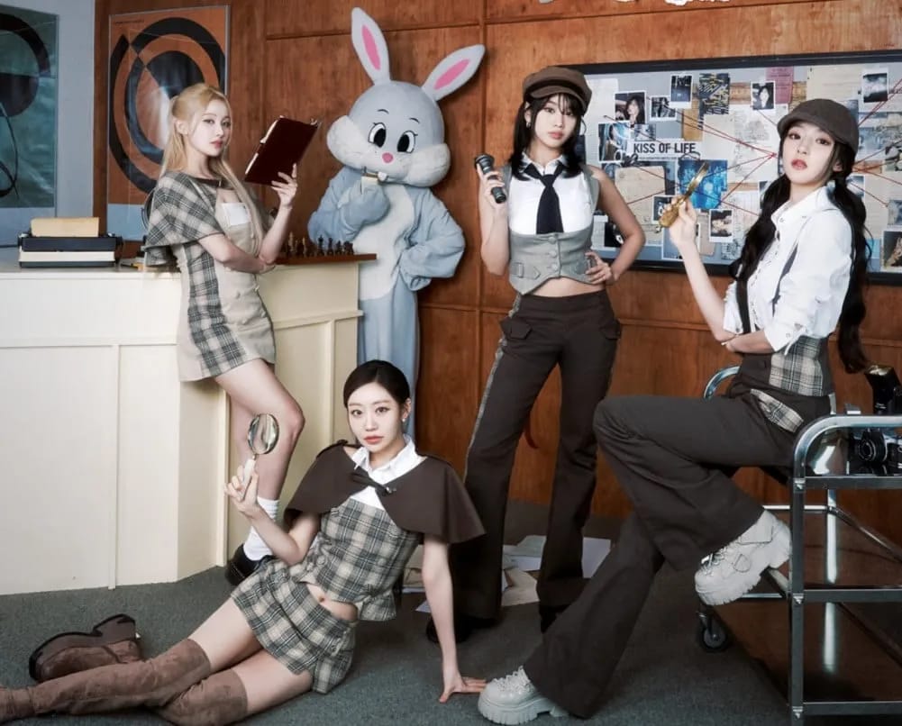 KISS OF LIFE concert poster