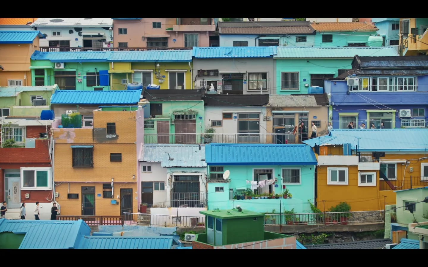 Yumi's Cells 3 — Gamcheon Culture Village drama scene 4