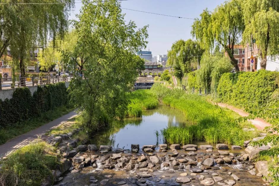 Hwahongmun Gate with seven arched watergates over Suwoncheon Stream