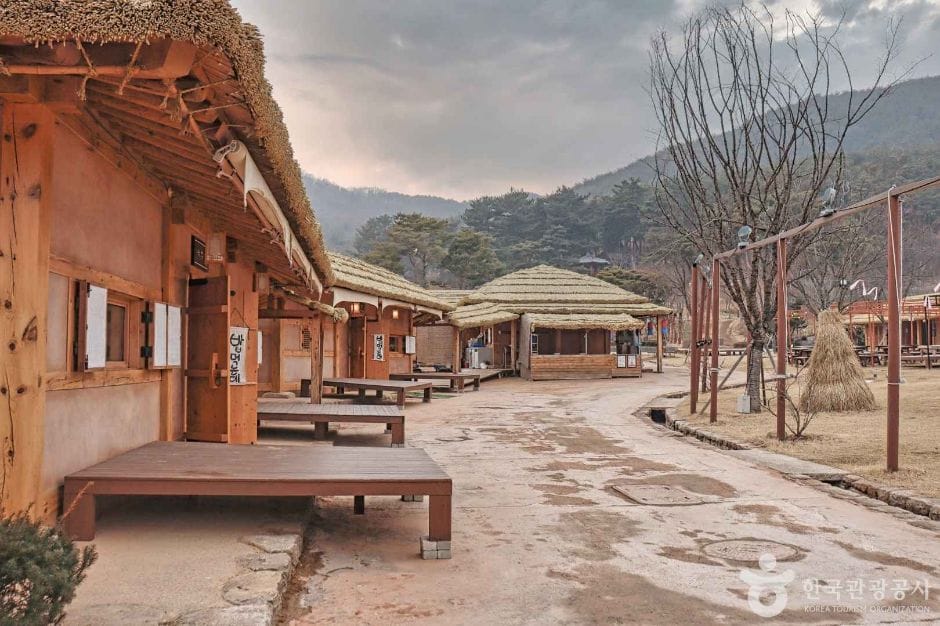 Naepo Bobusang Village courtyard with sculptures
