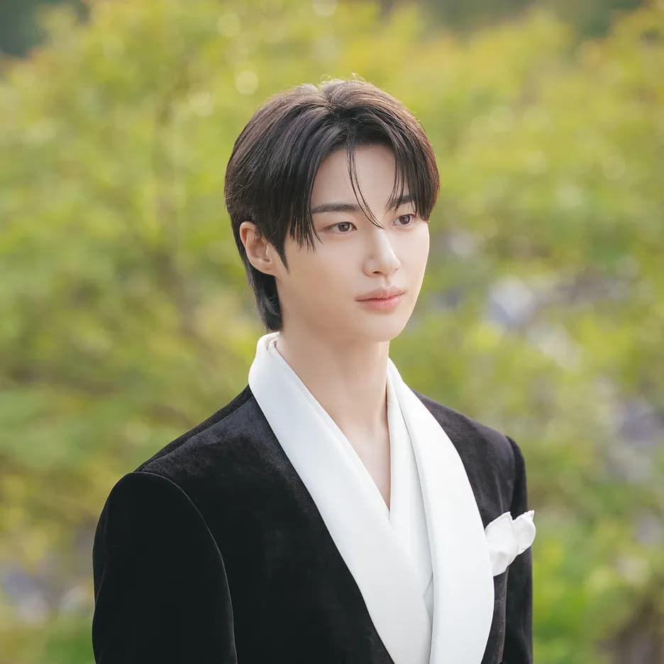 Portrait of Byeon Woo-seok
